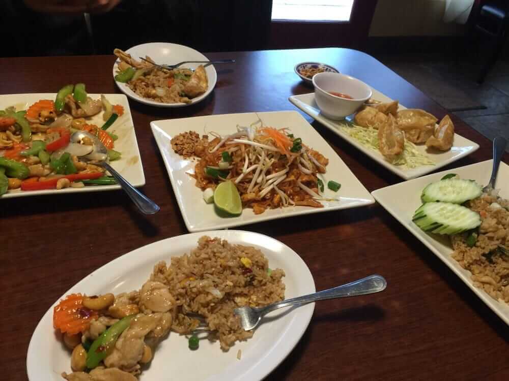 Davorn's Place Lao Thai Restaurant Visalia, CA Full Menu, Reviews